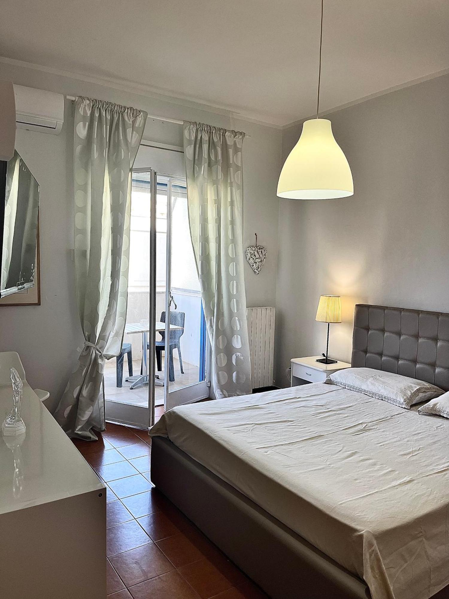 Puglia Low-Cost, Holiday Home Brindisi Exterior photo